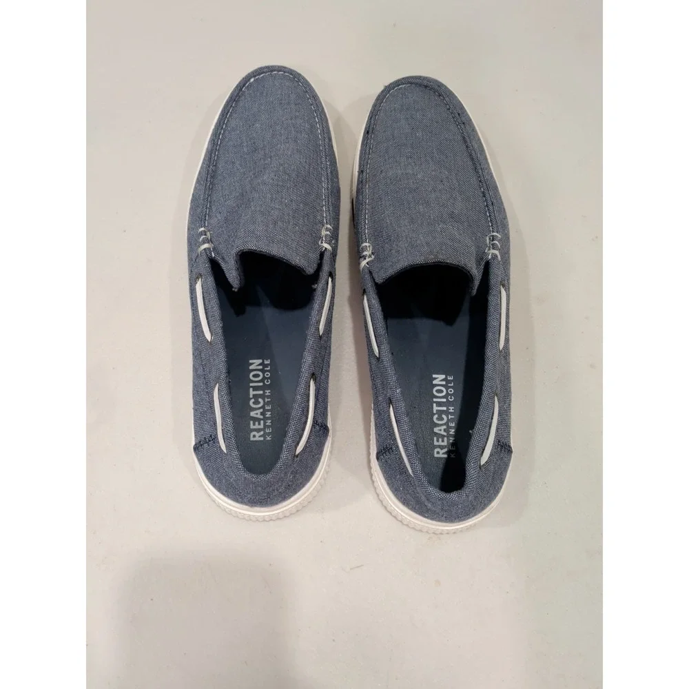 KENNETH COLE REACTION Blue  And White BOAT SHOES US 10